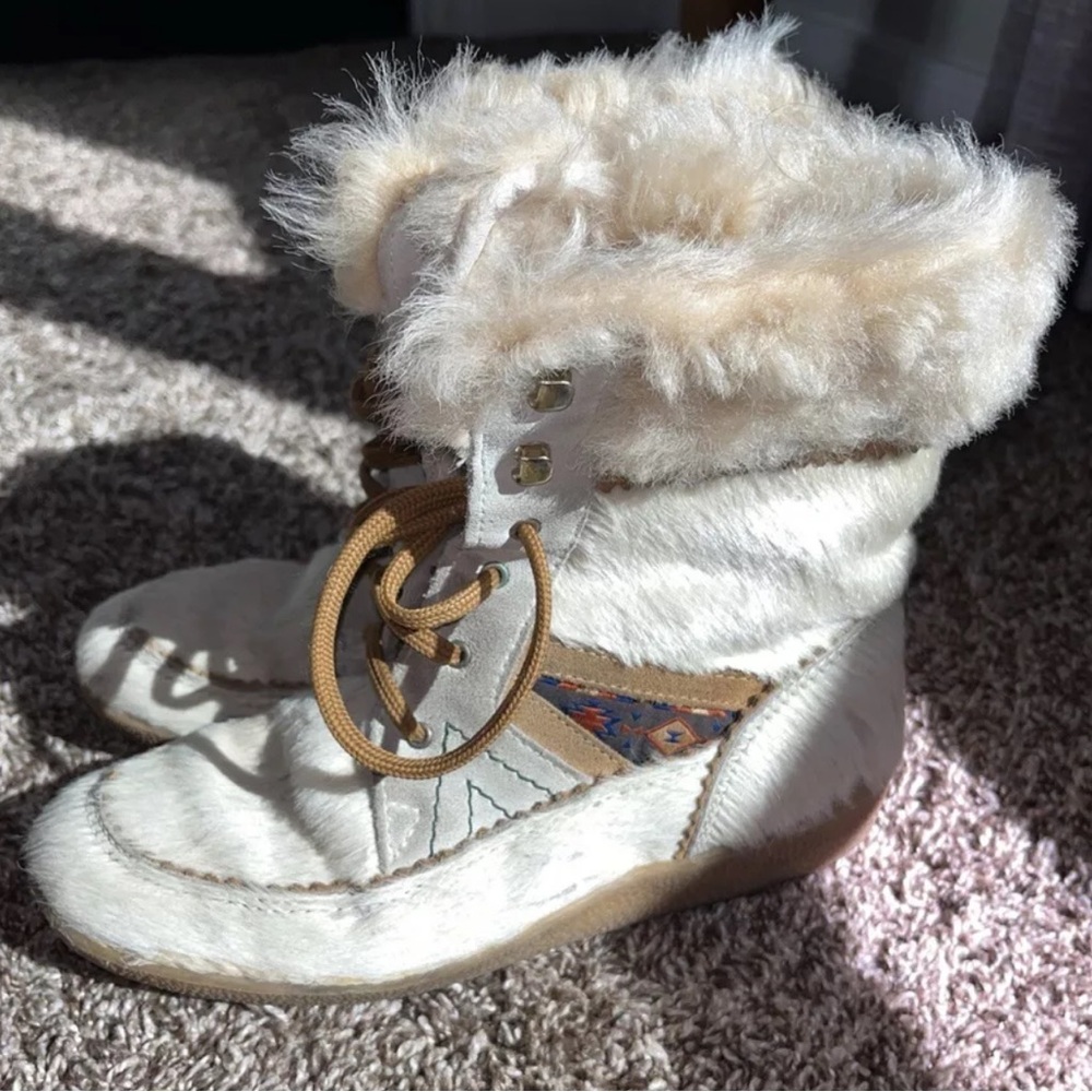 La Scarpa Dival Vtg Women’s Fur/Wool/Suede Lace Up Boots 38/7.5